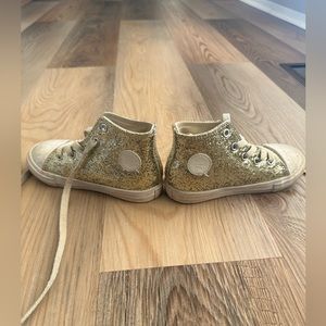 Girls sparkle converse